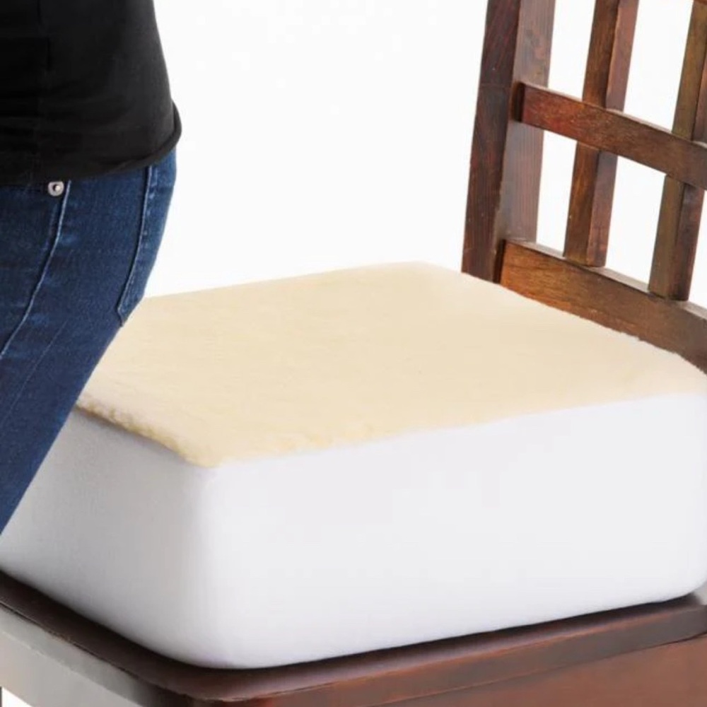 Luxurious Cream Easy Rise Cushion Seat Cushion
